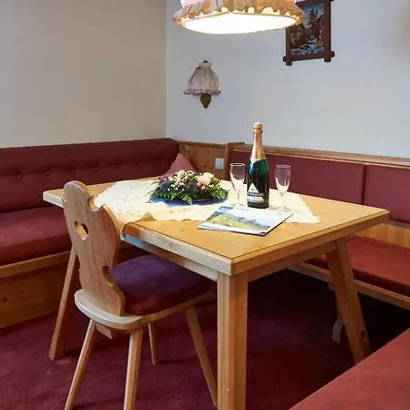 & Wassermann Inklusive Sommerbergbahnticket بيت ضيافة